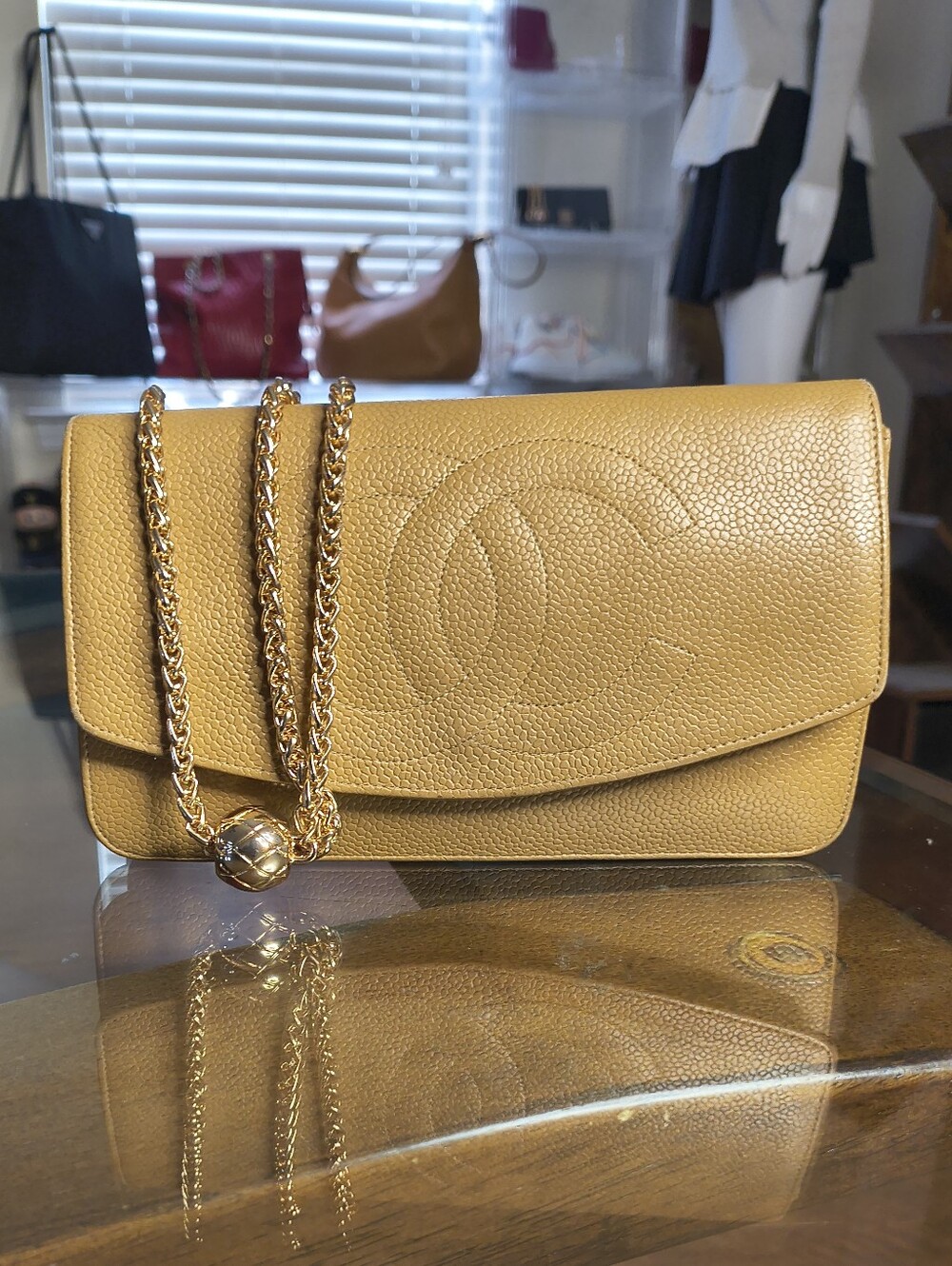 🔹Authentic Vintage Timeless Chanel Rare Mustard Caviar CC Clutch Made In France